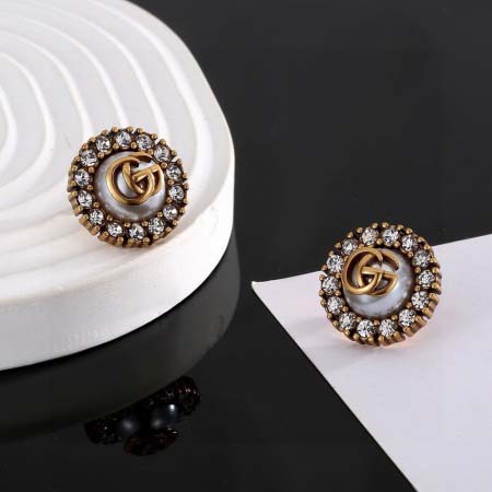 2025年9月25日入荷新品GUCCIピアスギフト/誕生日/...