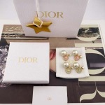 2025年9月25日入荷新品Diorピアスギフト/誕生日/記念品/アクセサリーxin工場