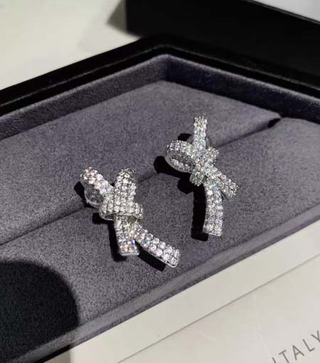 2025年9月25日入荷新品chanelピアスギフト/誕生日...