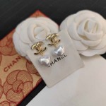 2025年9月25日入荷新品Chanelピアスギフト/誕生日/記念品/アクセサリーxin工場