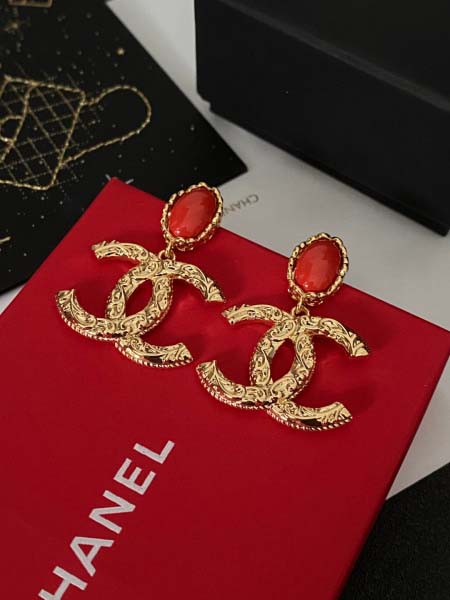 2025年9月25日入荷新品CHANELピアスギフト/誕生日...