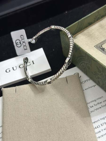 2025年9月25日入荷新品Gucci腕輪/ブレスレットギフ...