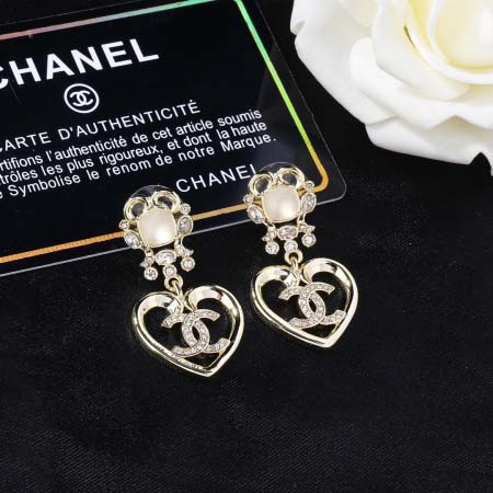 2025年9月25日入荷新品CHANELピアスギフト/誕生日...