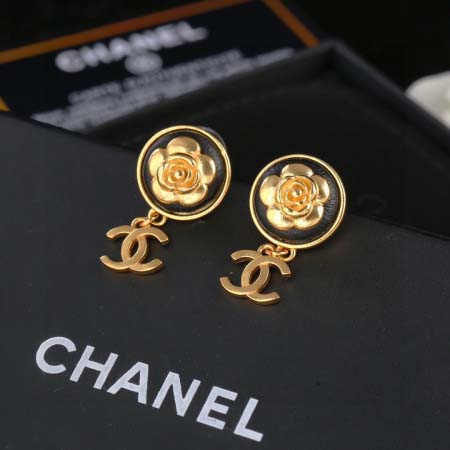 2025年9月25日入荷新品chanelピアスギフト/誕生日...