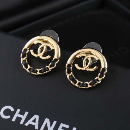 2025年9月25日入荷新品chanelピアスギフト/誕生日...