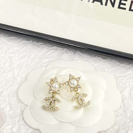 2025年9月25日入荷新品chanelピアスギフト/誕生日...