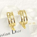 2025年9月25日入荷新品Diorピアスギフト/誕生日/記念品/アクセサリーxin工場