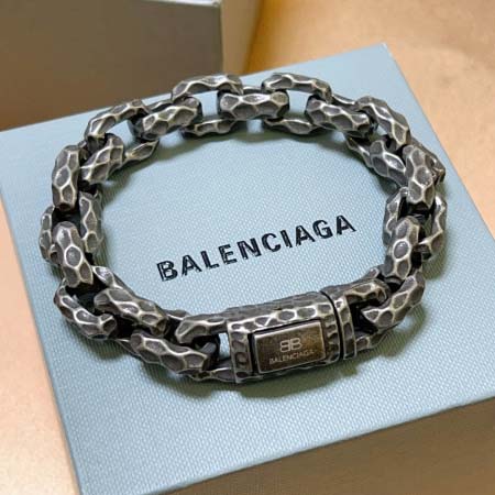 2025年9月25日入荷新品Balenciagaブレスレット...