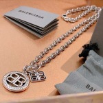 2025年9月25日入荷新品Balenciagaネックレスギフト/誕生日/記念品/アクセサリーxin工場