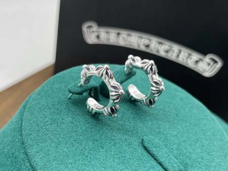 2025年9月25日入荷新品Chrome Heartsピアス...