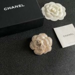2025年9月25日入荷新品Chanelブローチギフト/誕生日/記念品/アクセサリーxin工場
