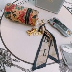 2025年9月25日入荷新品Dior キーホルダー ギフト/誕生日/記念品/アクセサリーxin工場