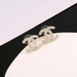 2025年9月25日入荷新品Chanelピアスギフト/誕生日/記念品/アクセサリーxin工場