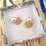 2025年9月26日入荷新品Diorピアスギフト/誕生日/記念品/アクセサリーxin工場