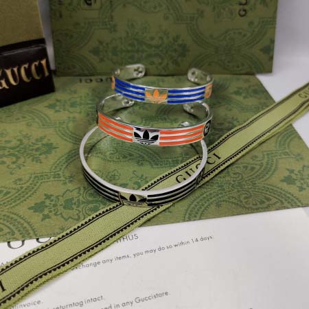 2025年9月26日入荷新品Gucci 腕輪/ブレスレットギ...