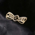 2025年9月26日入荷新品Chanelブローチギフト/誕生日/記念品/アクセサリーxin工場