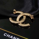2025年9月26日入荷新品Chanelブローチギフト/誕生日/記念品/アクセサリーxin工場
