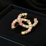 2025年9月26日入荷新品Chanelブローチギフト/誕生日/記念品/アクセサリーxin工場
