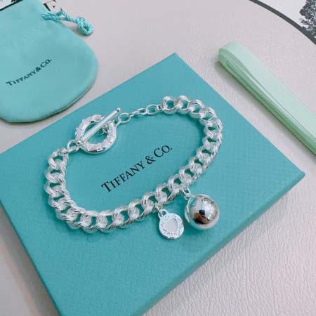 2025年9月26日入荷新品Tiffanyブレスレットギフト...