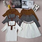 2025年9月27日入荷秋冬新作 miumiuニットの上着ファッション/誕生日プレゼント/贈り物 can工場