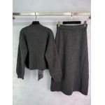 2025年9月28日入荷新作Loeweセットレディース服高級N品人気/KL工場