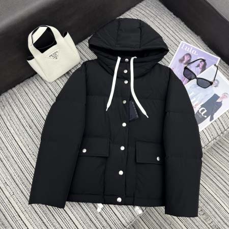 2025年9月28日入荷秋冬新作Pradaレディース服高級N...