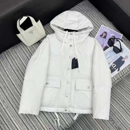 2025年9月28日入荷秋冬新作Pradaレディース服高級N...