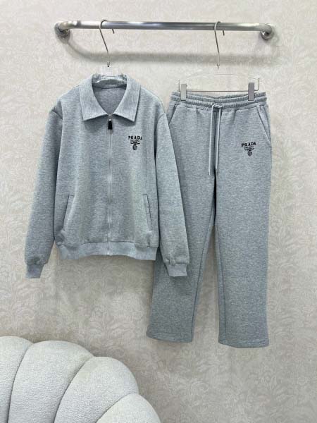 2025年9月29日入荷秋冬新作Pradaレディース服原版復...