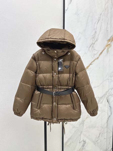 2025年9月30日入荷秋冬新作Pradaファッション/誕生...