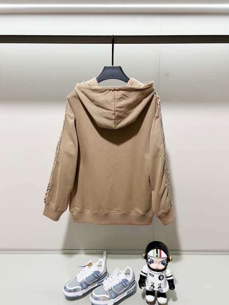 2025年10月9日秋冬入荷新作BURBERRYパーカー高品質安い人気商品/HL工場