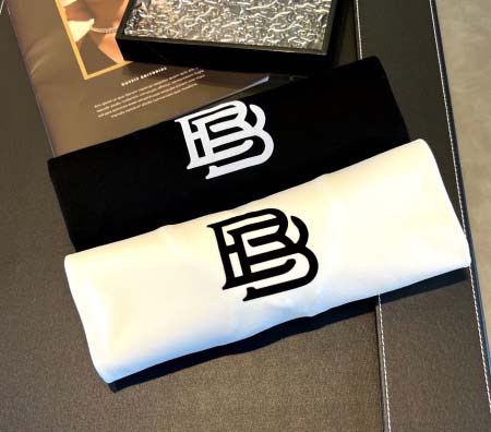 2025年10月10日秋冬入荷新作BALENCIAGA長袖高品質安い人気商品/HL工場