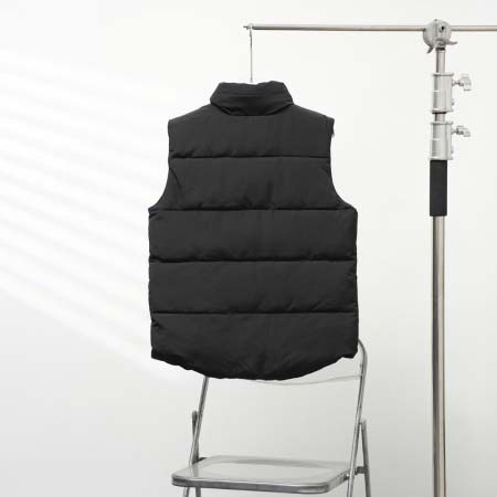 2025年10月12日秋冬入荷新作CANADA GOOSEダウンベスト高品質 人気商品/HL工場