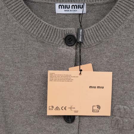 2025年10月12日秋冬入荷新作MIUMIUニット/セーター ジャケット高品質 人気商品/HL工場