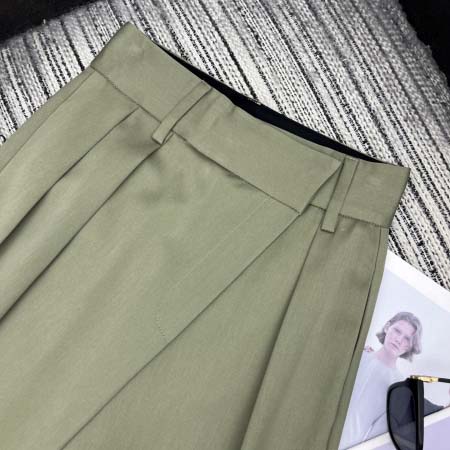 2025年10月13日入荷秋冬新作LOEWEファッション/誕生日プレゼント/贈り物 can工場