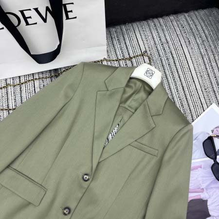 2025年10月13日入荷秋冬新作LOEWEファッション/誕生日プレゼント/贈り物 can工場