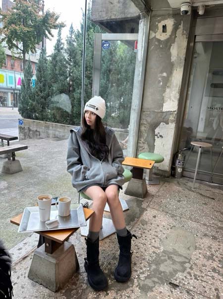 2025年10月14日入荷秋冬新作Miumiuジャケットファッション/誕生日プレゼント/贈り物 can工場