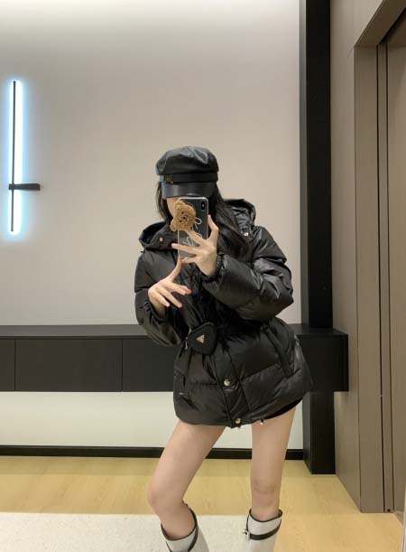 2025年10月14日入荷秋冬新作Prada羽毛の綿服ファッション/誕生日プレゼント/贈り物 can工場