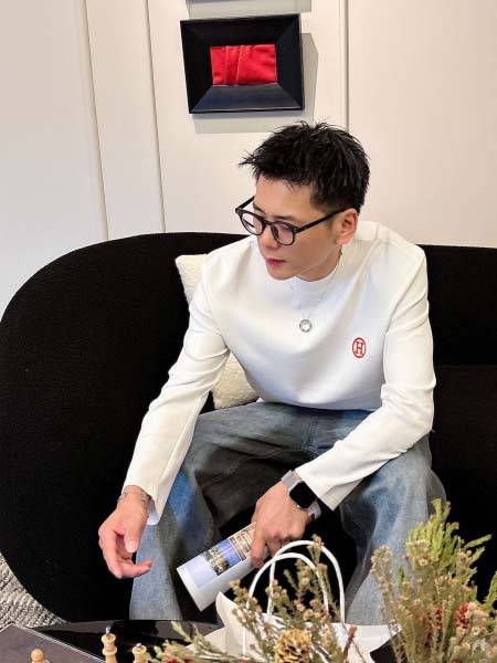 2025年10月14日入荷新作Hermes長袖Tシャツ 高品質超厳選★入手困難/LD工場