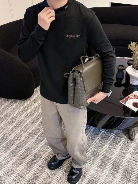 2025年10月14日入荷新作Dior長袖Tシャツ 高品質超厳選★入手困難/LD工場