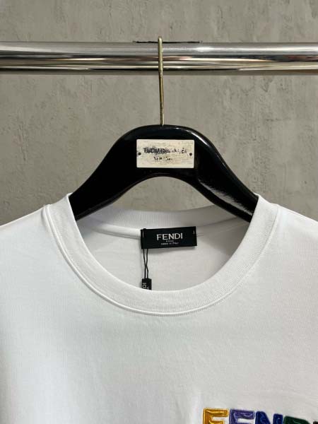 2025年10月14日入荷新作Fendi長袖Tシャツ 高品質超厳選★入手困難/LD工場