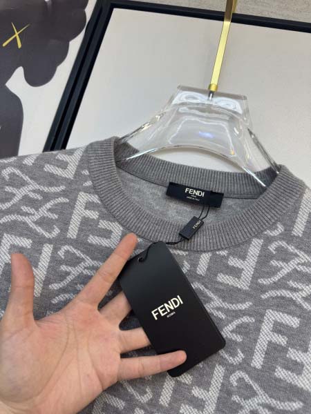 2025年10月15日入荷新作Fendiウール混紡 ニット/セーター  秋冬高品質超厳選★入手困難/LD工場