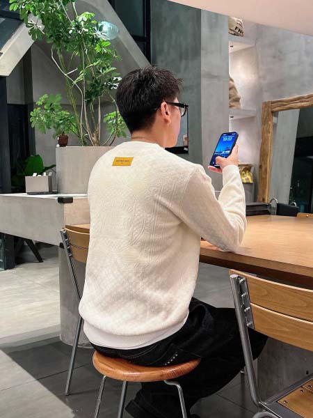 2025年10月15日入荷新作Louis Vuittonウール混紡 ニット/セーター  秋冬高品質超厳選★入手困難/LD工場