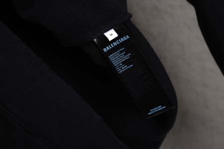 2025年10月20日秋冬入荷新作Balenciagaパーカー高品質 人気商品/HL工場