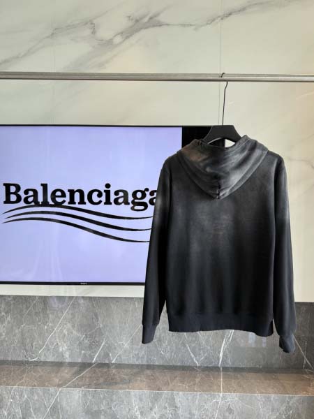 2025年10月20日秋冬入荷新作Balenciagaパーカー高品質 人気商品/HL工場