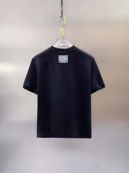 2025年10月21日入荷新作Fendi半袖Tシャツ 秋冬高品質超厳選★入手困難/LD工場