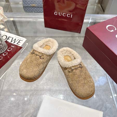 2025年10月22日入荷新作GUCCI女性用35-42靴人気商品★/誕生日プレゼント/高品質/SL工場