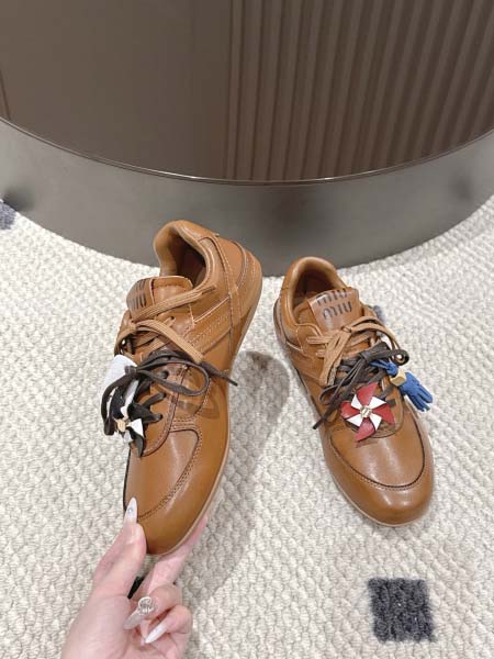 2025年10月22日入荷新作MiuMiu女性用35-41靴人気商品★/誕生日プレゼント/高品質/SL工場