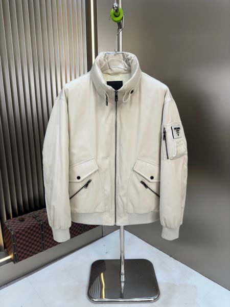 2025年10月22日秋冬入荷新作Prada ダウンジャケット高品質 人気商品/DD工場