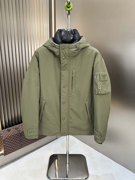 2025年10月23日秋冬入荷新作Pradaダウンジャケット高品質 人気商品/DD工場