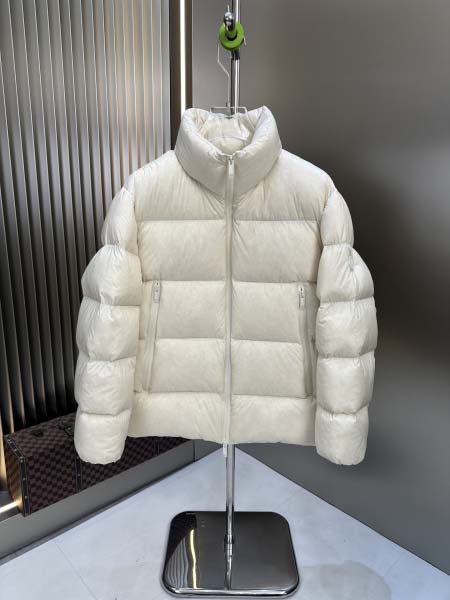 2025年10月23日秋冬入荷新作MONCLERダウンジャケット高品質 人気商品/DD工場